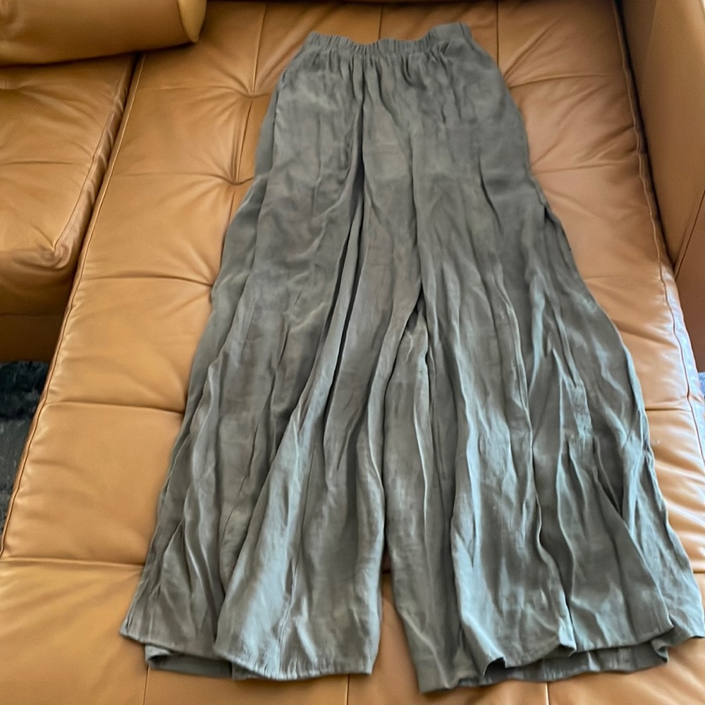 Wishlist apparel palazzo pants flowy olive green